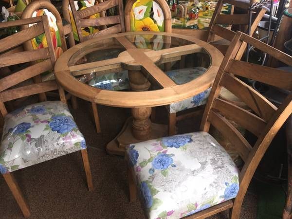 New Artisan Made Mexico Wood Iron Kitchen Table 4 padded Chairs