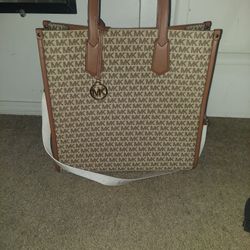 Michael Kors Purse 