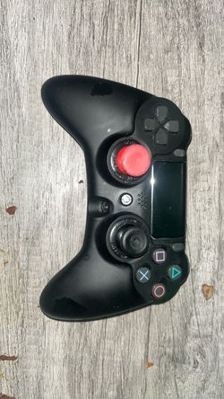 PS4 controller