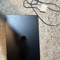 MacBook Air M2