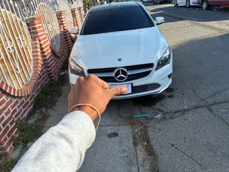 2015 Mercedes-Benz CLA