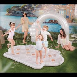 Minnidip Coastal Pearl Garland Arch can be used with sprinkler or just for decoration Balloon are also optional 