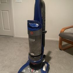 Hoover Vacuum W/ Replacement Filter