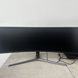 Samsung 49 Inch Ultra wide Screen 240hz 1ms Response Time