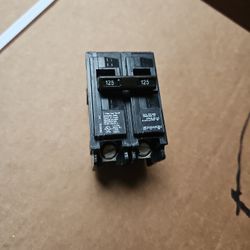 Siemens 125 Amp Circuit Breaker 