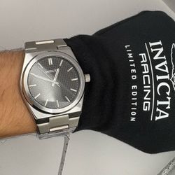 Invicta Celestial 69407 – 40mm Stainless Steel Men’s Watch