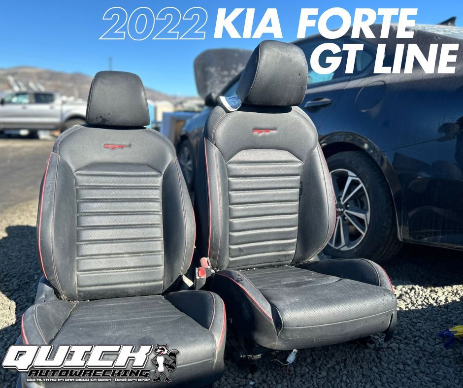 Front Seats (Leatherette) - 2022 Kia Forte GT Line