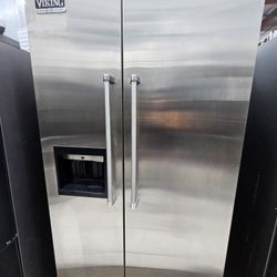 42" VIKING BUILT IN STAINLESS STEEL REFRIGERATOR 