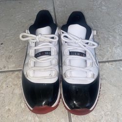 Jordan 11 Retro Low Concord Bred