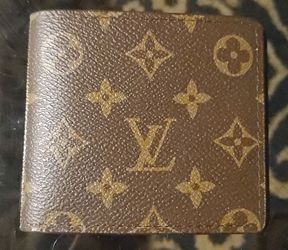 Authentic Louis Vuitton Paris Wallet