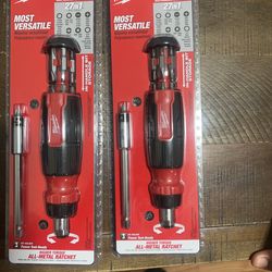 New Milwaukee 27 in 1 ratcheting  screwdriver