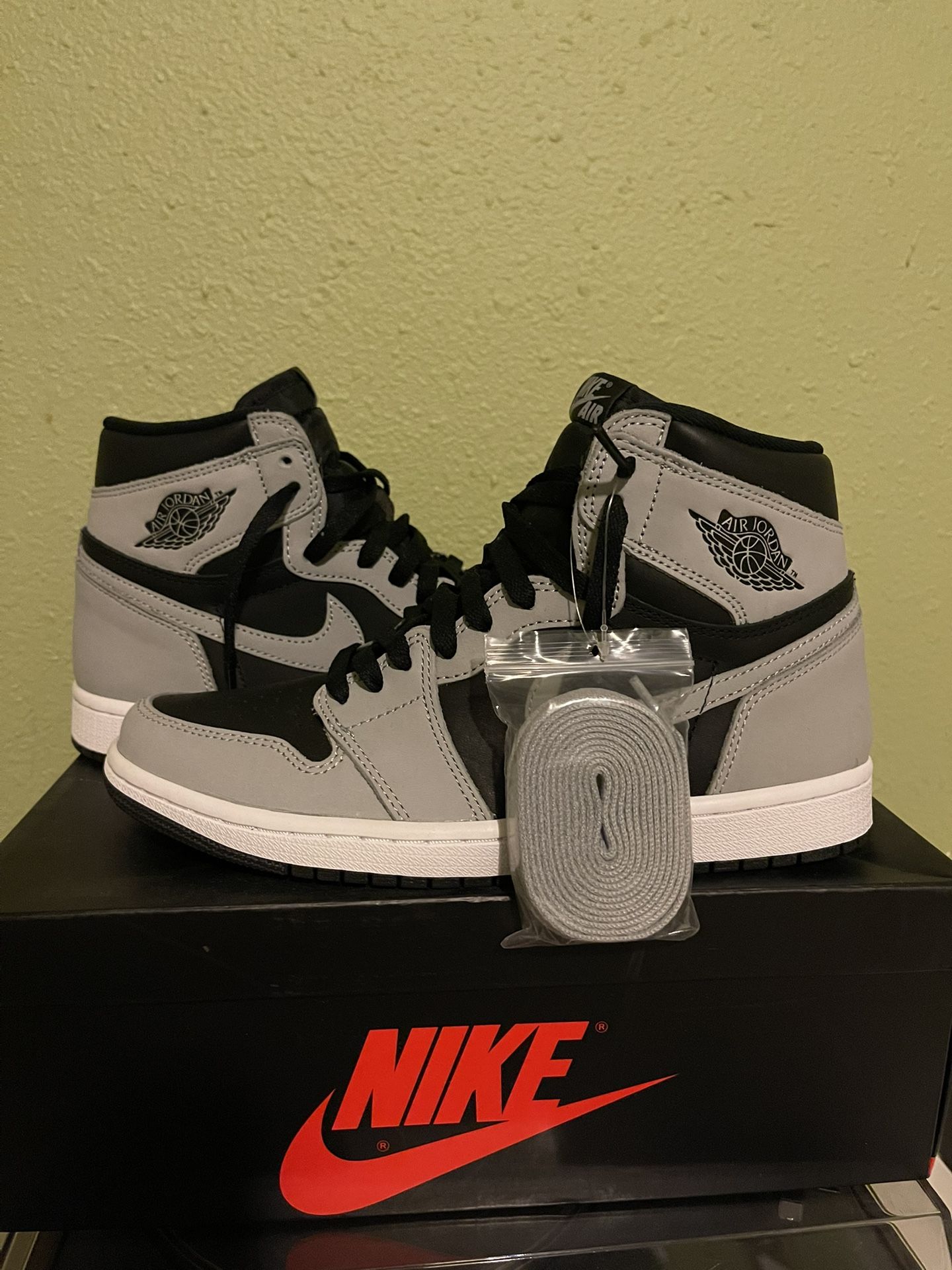Jordan 1 Retro High Shadow