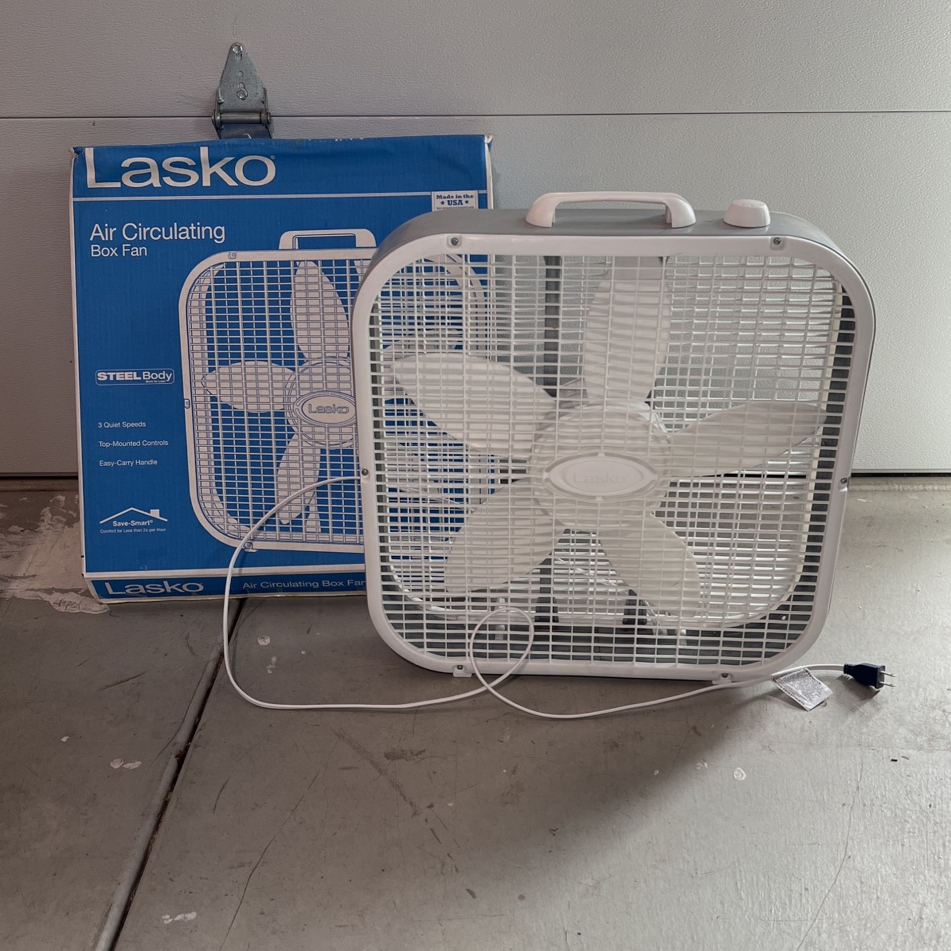 **LIKE NEW** Lasko Box Fan for Sale in San Diego, CA - OfferUp