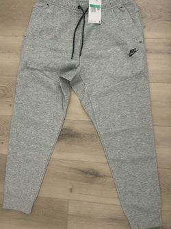 Nike tech sweats