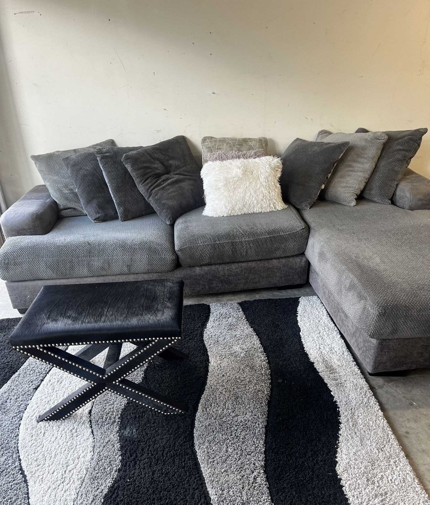Sectional Couches