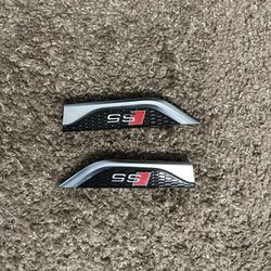 B9 S5 OEM FENDER INLAY WITH CHROME (BRAND NEW)