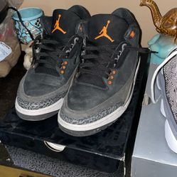 Air Jordan 3s