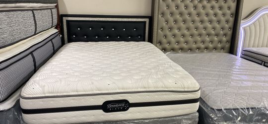 Queen matress