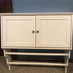 Hanging bathroom Cabinet 