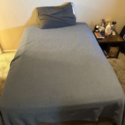 2 Full Size Bed With Bed Frames