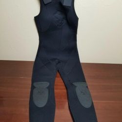 Womens Akona Adventure Gear Deep See Wetsuit Size 5/6 Black Sleeveless Pant