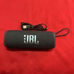 JBL Flip 6, Portable Speaker And Bluetooth-Dark Blue. 
