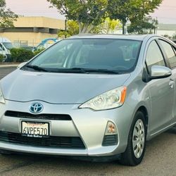 2012 Toyota Prius c
