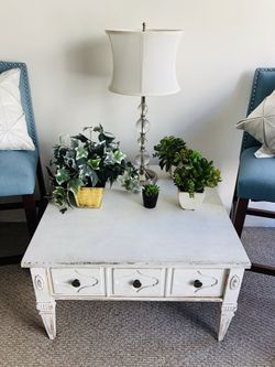 Real wood Vintage table GOOD quality $250