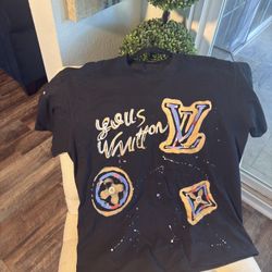Louis Vuitton Shirt Large $200