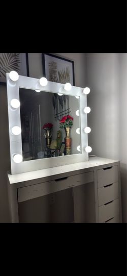 White Vanity 6 drawer