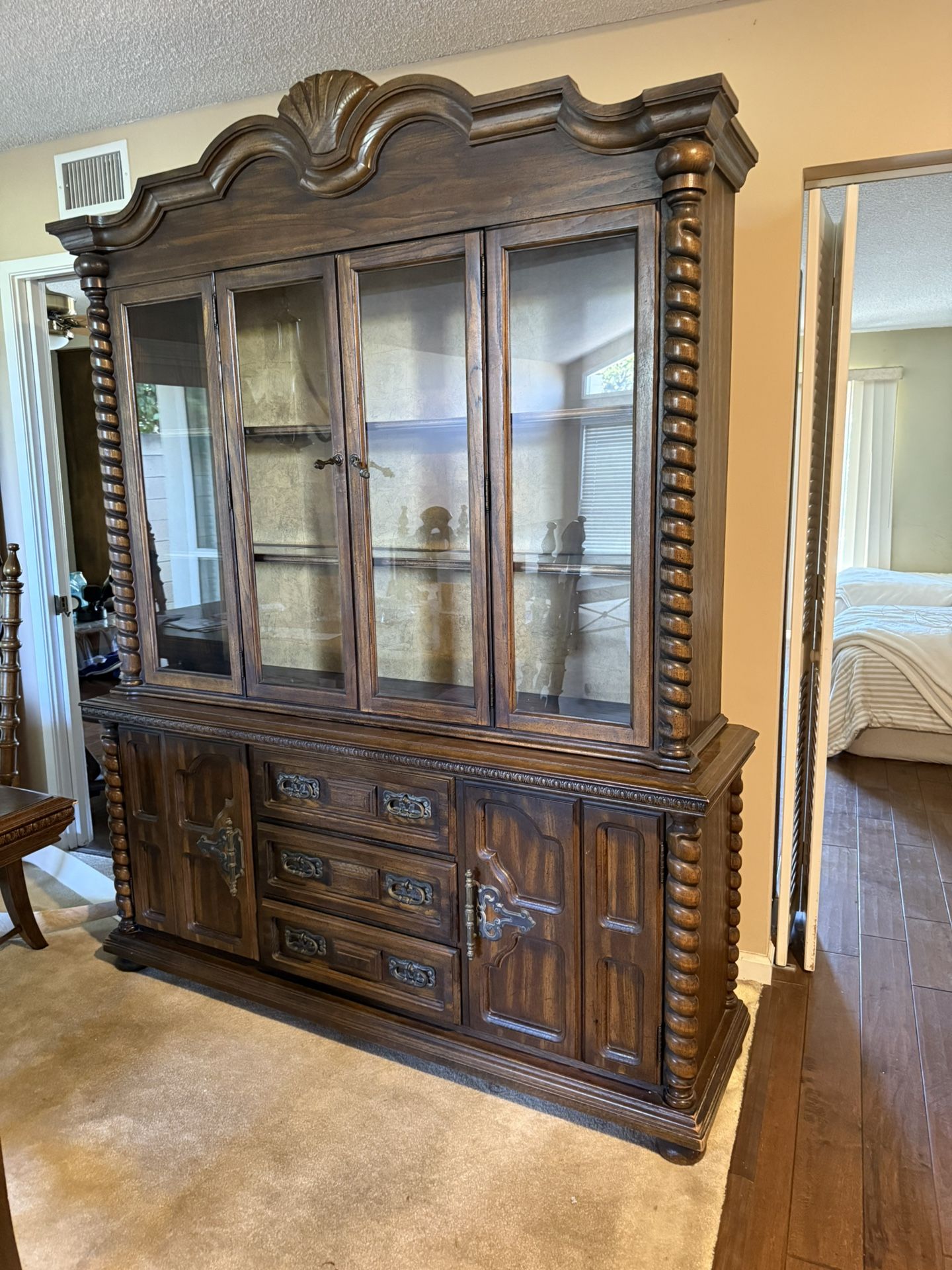 China Hutch