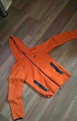 Men’s Nike Tech