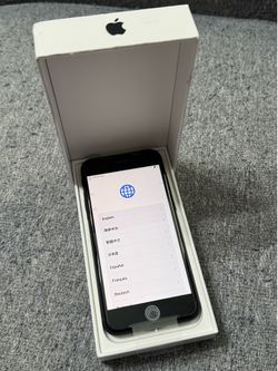 Open box iPhone SE 3rd Gen 128GB Unlocked