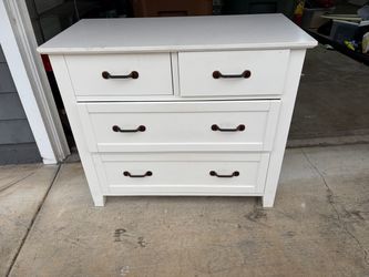 Free dresser