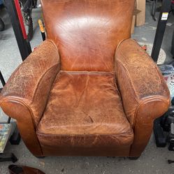Italian Leather Cigar Chair Man Cave Retail $1500