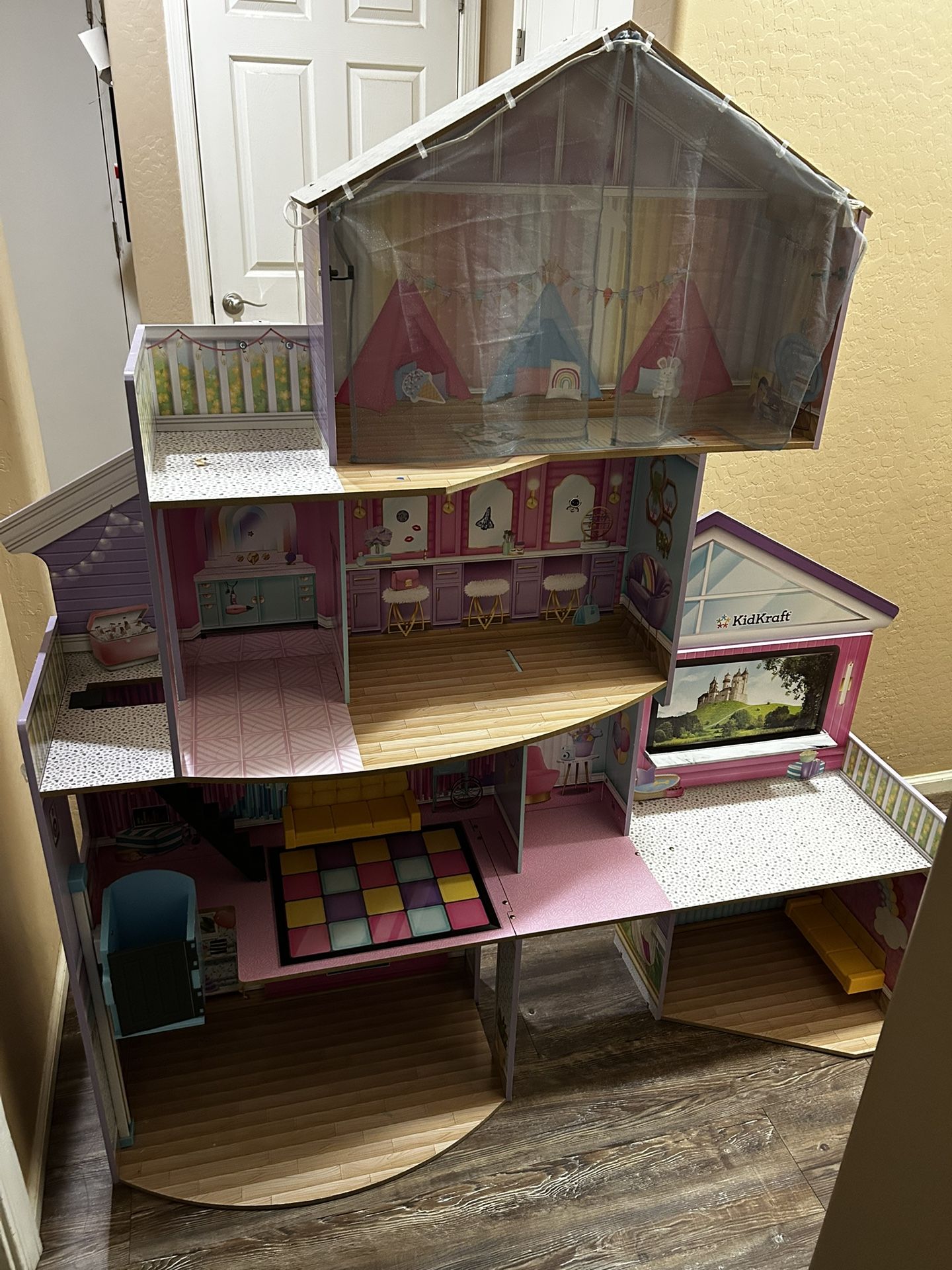 Kid Kraft Doll House