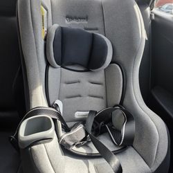 CAR SEAT