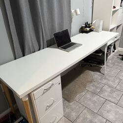 Desktop // Escritorio IKEA 