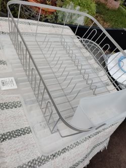 Barely use kitchen dishes drainer $12