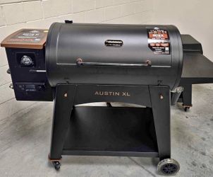Pit Boss Austin XL 1000 Sq in Wood Fired Pellet Grill and Smoker - Onyx