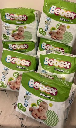 Hola Vendo Una Caja De Pampers Son 12 Paquetes Contienen 22 Piezas Por Paquete Si Alguien Se Interesa Por Ellos
