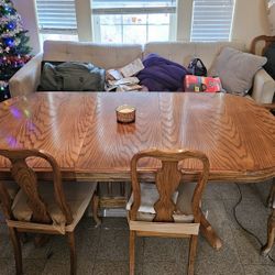 Dining Room Table 