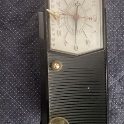 Early 1960s Radio Clock