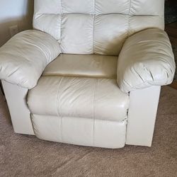 Recliner. Great Condition 