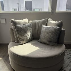Swivel Couch 