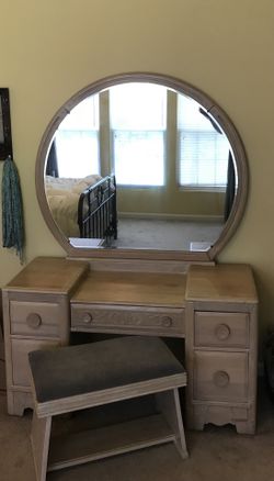 Vintage Whitewashed Oak Bedroom Set