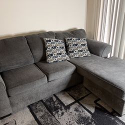 Modern Gray Sectional Sofa with Chaise