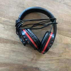 Gaming headphones
