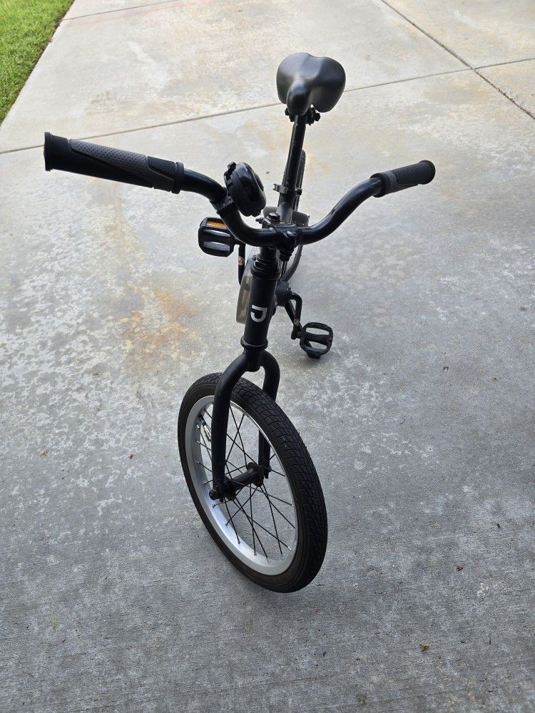 Jetson 16" Kids Light Up All Black Bike