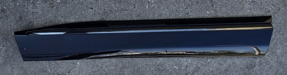 2025 2026 CHEVY EQUINOX RS LEFT FRONT DRIVER DOOR OUTER LOWER TRIM MOLDING 